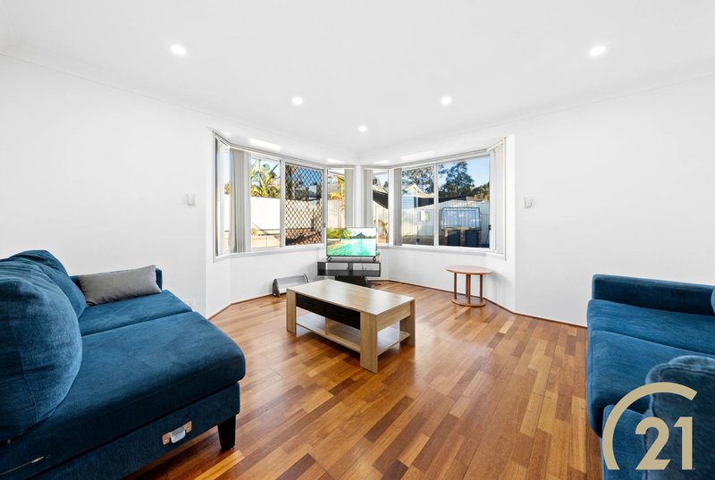 Photo - 4 Palm Close, Green Valley NSW 2168 - Image 4