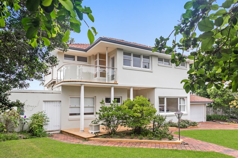 Photo - 4 Palmerston Place, Seaforth NSW 2092 - Image 2