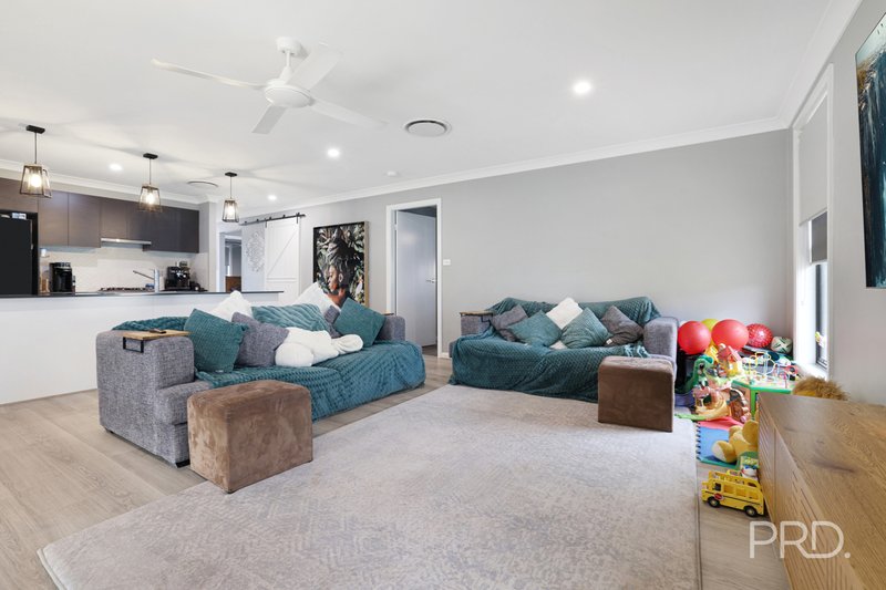Photo - 4 Palomino Place, Tamworth NSW 2340 - Image 11