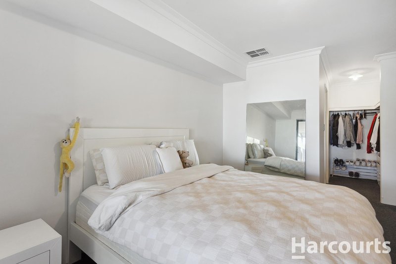 Photo - 4 Paluma Grove, Yanchep WA 6035 - Image 7
