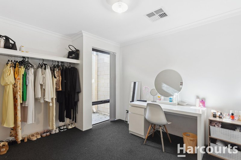 Photo - 4 Paluma Grove, Yanchep WA 6035 - Image 10