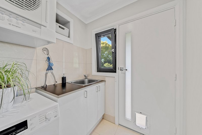 Photo - 4 Parer Street, Scullin ACT 2614 - Image 17
