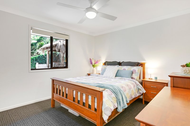 Photo - 4 Paringa Close, Eatons Hill QLD 4037 - Image 17