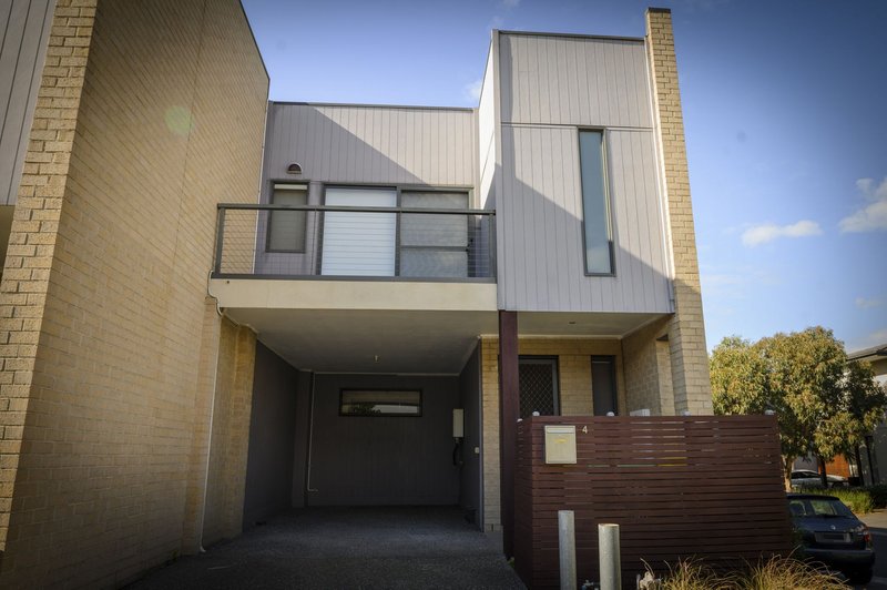 Photo - 4 Park Avenue, West Footscray VIC 3012 - Image 2