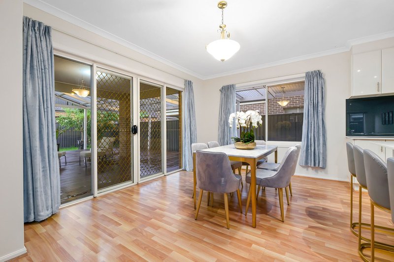 Photo - 4 Park Way, Keysborough VIC 3173 - Image 8