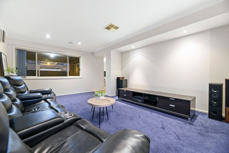 Photo - 4 Park Way, Keysborough VIC 3173 - Image 11