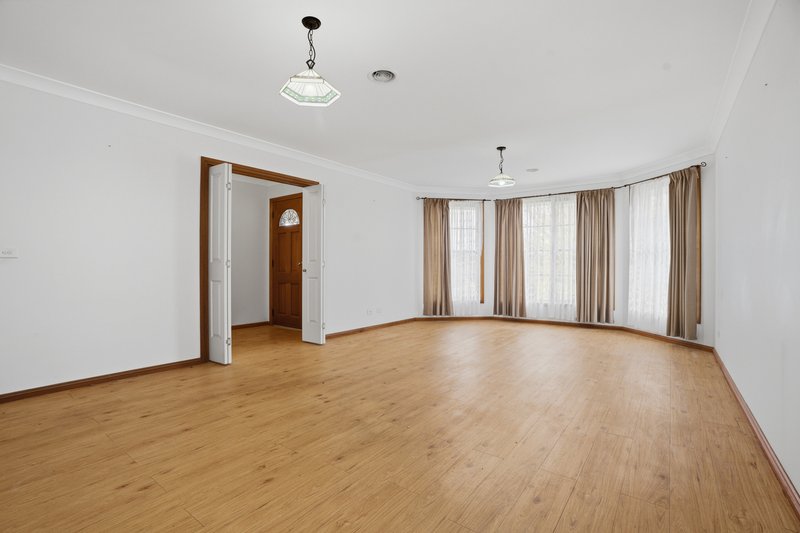 Photo - 4 Parkes Street, Oberon NSW 2787 - Image 3