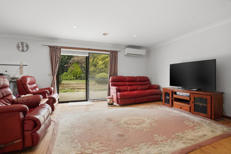 Photo - 4 Parkes Street, Oberon NSW 2787 - Image 5