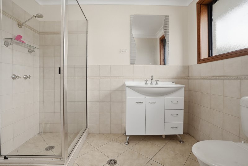 Photo - 4 Parkes Street, Oberon NSW 2787 - Image 6