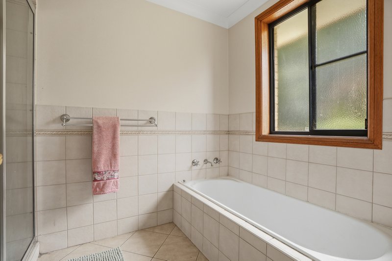 Photo - 4 Parkes Street, Oberon NSW 2787 - Image 11