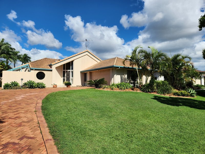 4 Parklea Esplanade, Mountain Creek QLD 4557