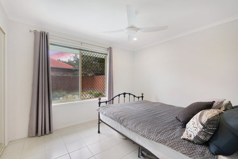 Photo - 4 Parkmore Close, Robina QLD 4226 - Image 10