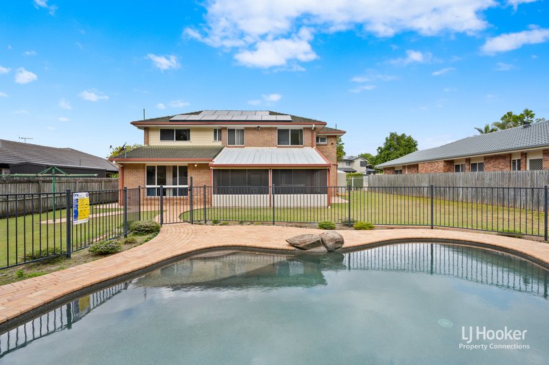 Photo - 4 Parkview Place, Bridgeman Downs QLD 4035 - Image 3