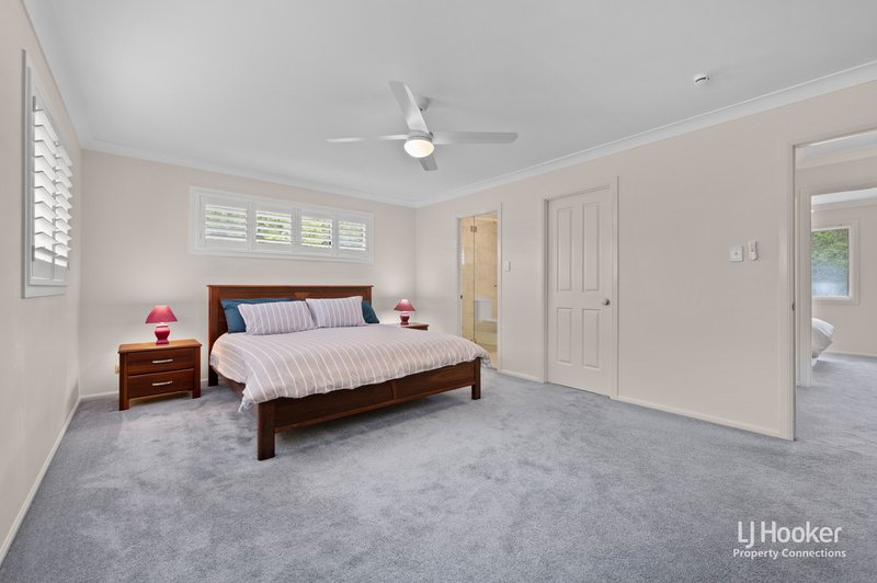 Photo - 4 Parkview Place, Bridgeman Downs QLD 4035 - Image 13