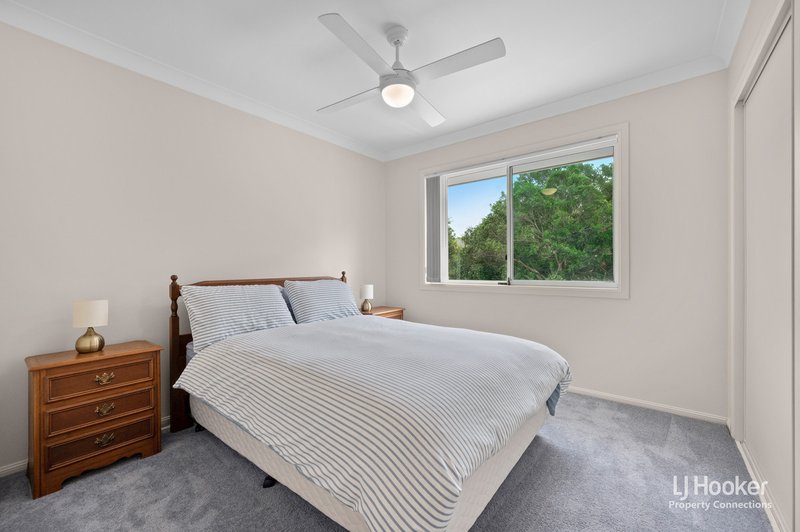 Photo - 4 Parkview Place, Bridgeman Downs QLD 4035 - Image 18