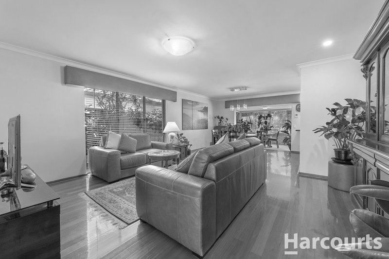 4 Parkwater Cove, Halls Head WA 6210