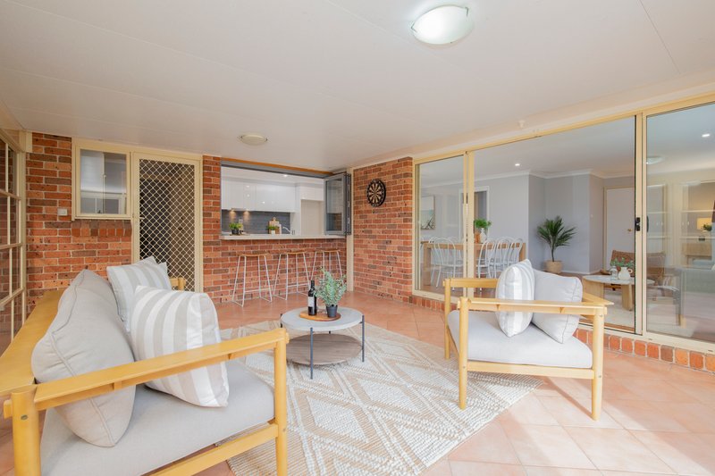 Photo - 4 Parkwood Close, Tingira Heights NSW 2290 - Image 6