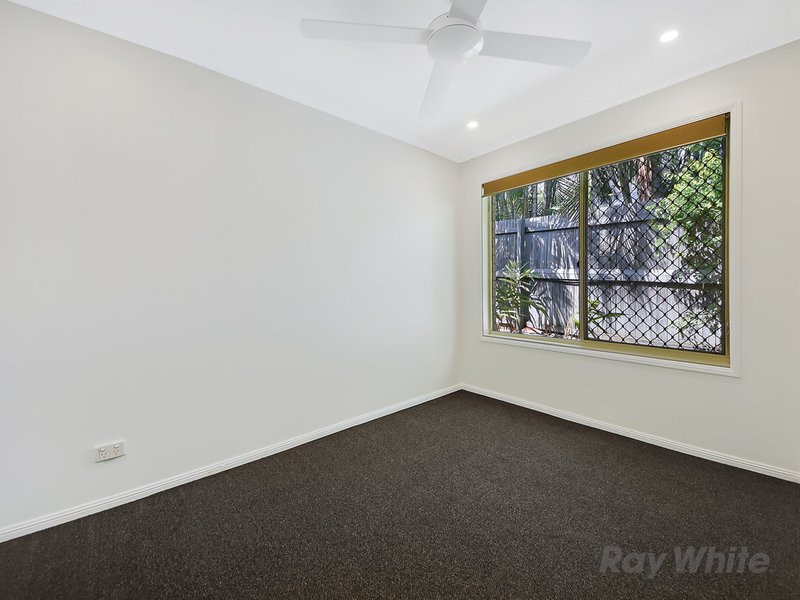 Photo - 4 Paroo Place, Murrumba Downs QLD 4503 - Image 15