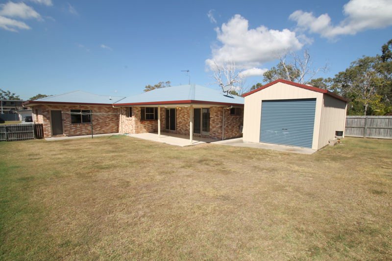 Photo - 4 Parsons Place, New Auckland QLD 4680 - Image 12