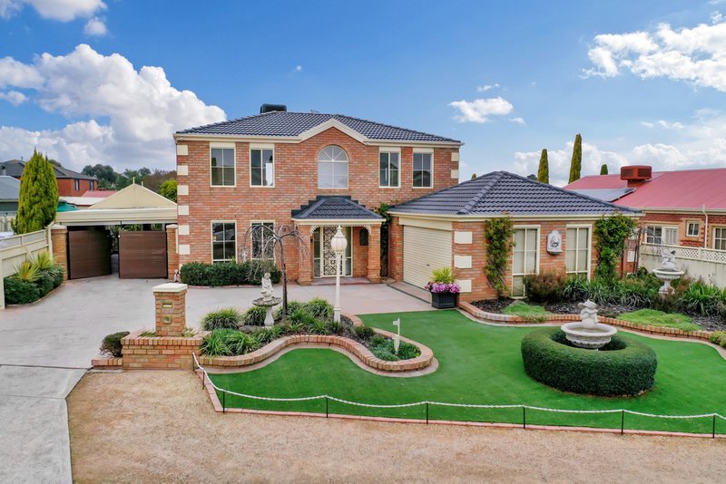 4 Pastoral Place, Sydenham VIC 3037