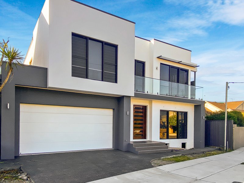 Photo - 4 Patrick Street, Merewether NSW 2291 - Image 1