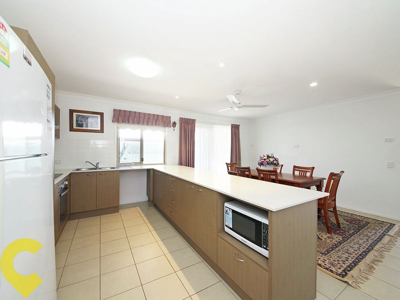 Photo - 4 Peacherine Circuit, Bellmere QLD 4510 - Image 2