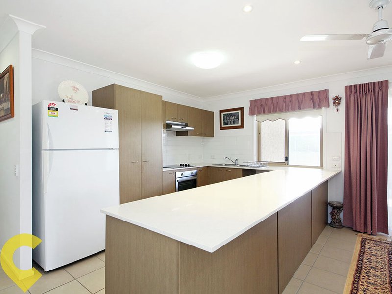 Photo - 4 Peacherine Circuit, Bellmere QLD 4510 - Image 5