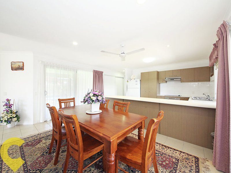 Photo - 4 Peacherine Circuit, Bellmere QLD 4510 - Image 6