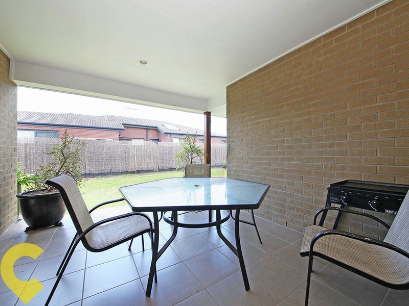 Photo - 4 Peacherine Circuit, Bellmere QLD 4510 - Image 14