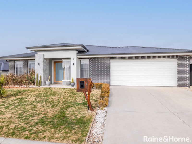 4 Peard Close, Eglinton NSW 2795