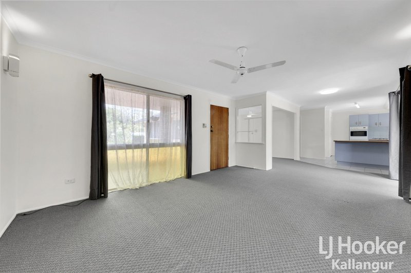 Photo - 4 Pearl Avenue, Kallangur QLD 4503 - Image 4