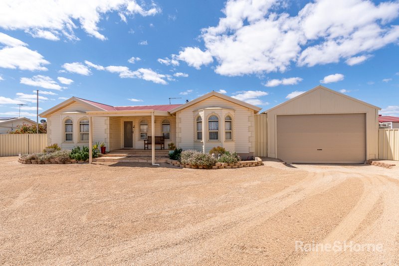 4 Pelican Court, Thompson Beach SA 5501