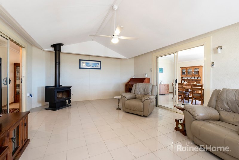 Photo - 4 Pelican Court, Thompson Beach SA 5501 - Image 13