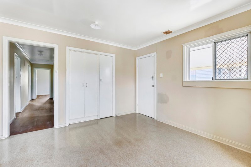 Photo - 4 Penguin Street, Inala QLD 4077 - Image 6