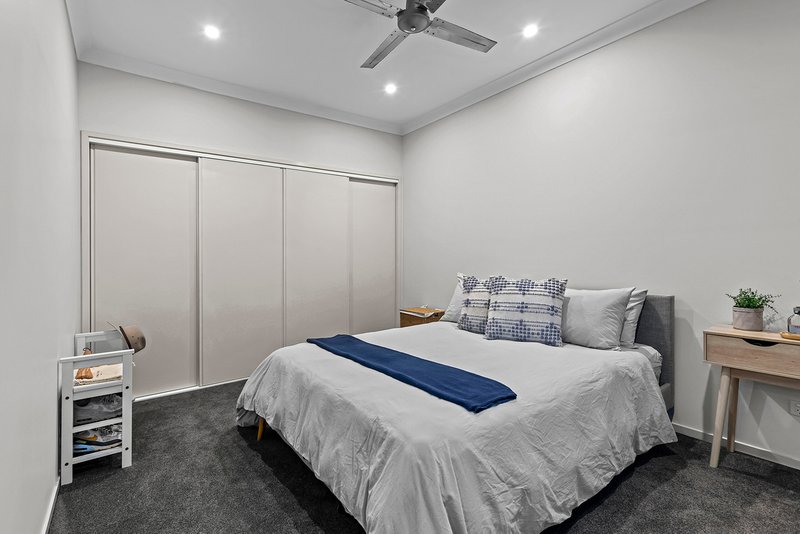 Photo - 4 Pepper Street, Bridgeman Downs QLD 4035 - Image 17