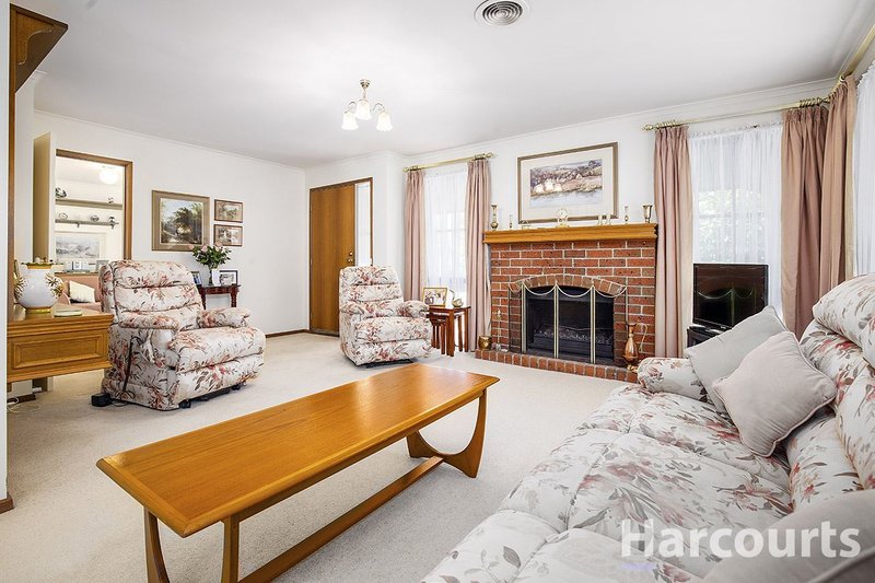 Photo - 4 Peron Court, Boronia VIC 3155 - Image 2