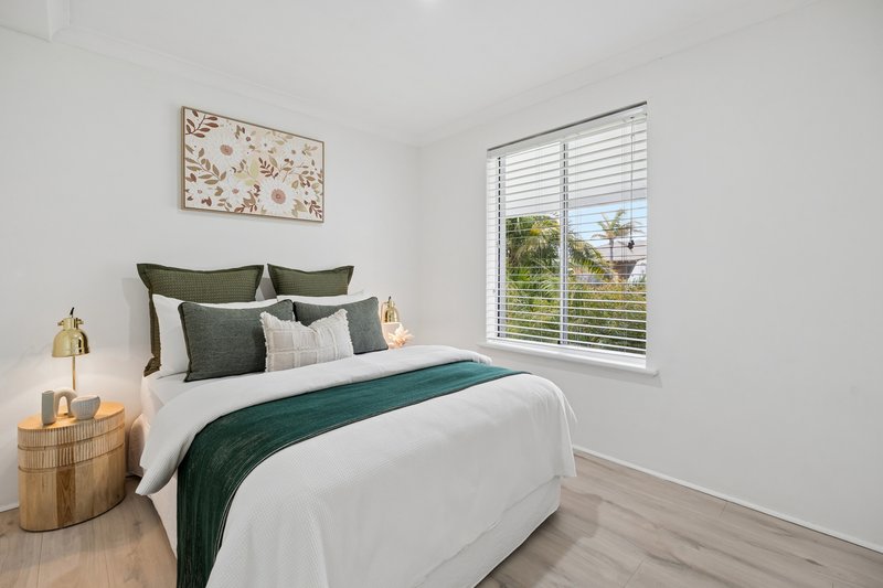 Photo - 4 Perrona Gardens, Mullaloo WA 6027 - Image 17