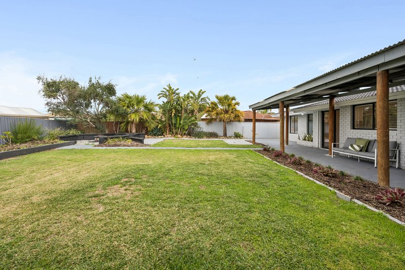 Photo - 4 Perrona Gardens, Mullaloo WA 6027 - Image 20