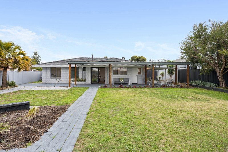 Photo - 4 Perrona Gardens, Mullaloo WA 6027 - Image 23