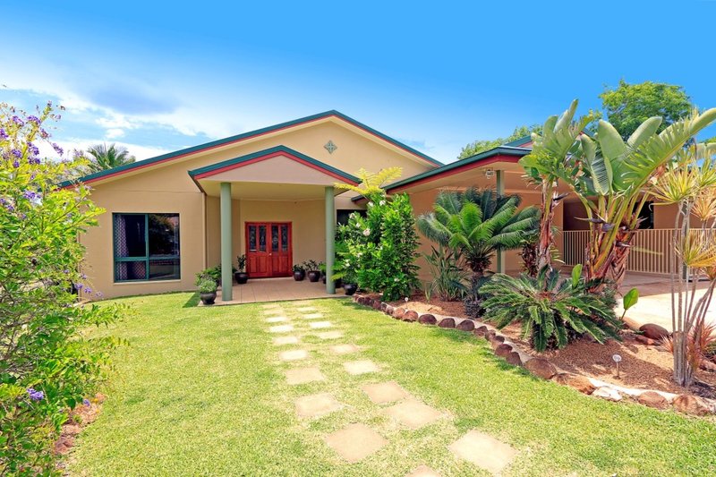 Photo - 4 Perrott Drive, Rockyview QLD 4701 - Image 2