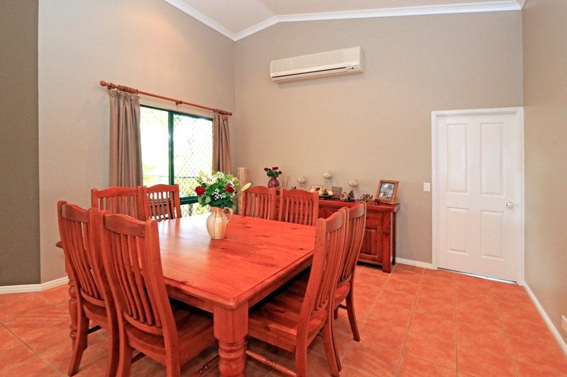 Photo - 4 Perrott Drive, Rockyview QLD 4701 - Image 5