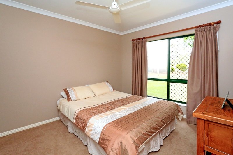 Photo - 4 Perrott Drive, Rockyview QLD 4701 - Image 12