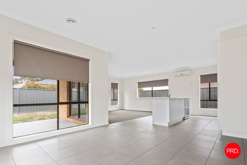 Photo - 4 Perry Lane, Epsom VIC 3551 - Image 3