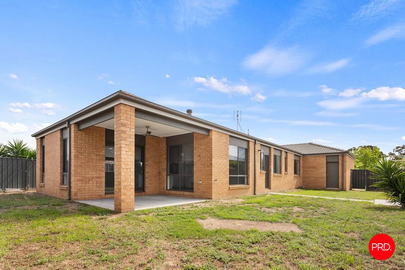 Photo - 4 Perry Lane, Epsom VIC 3551 - Image 11