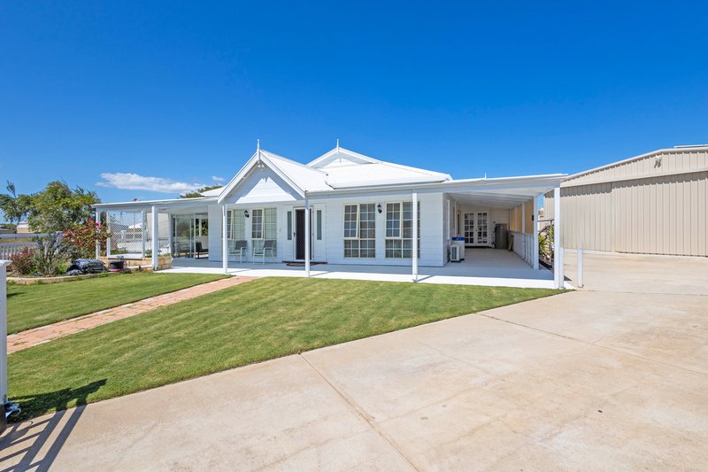 Photo - 4 Peterson Place, Green Head WA 6514 - Image 2