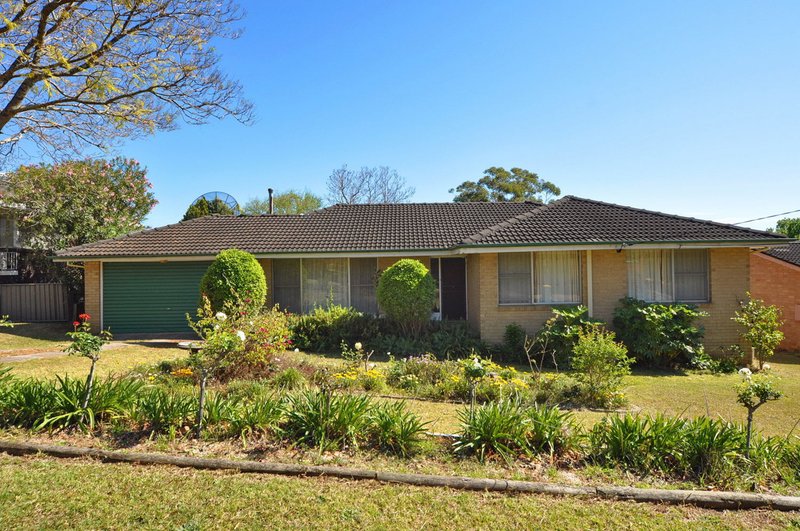 Photo - 4 Philip Place, Carlingford NSW 2118 - Image 1