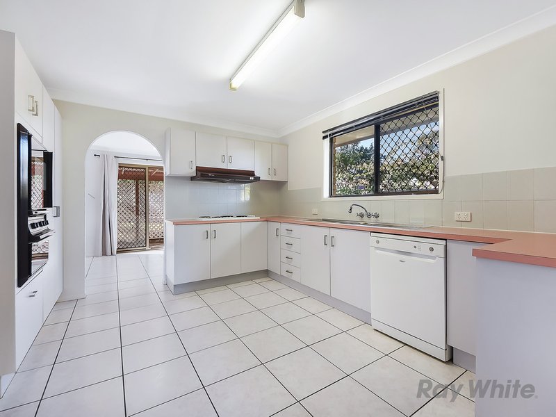 Photo - 4 Phillips Street, Bracken Ridge QLD 4017 - Image 2