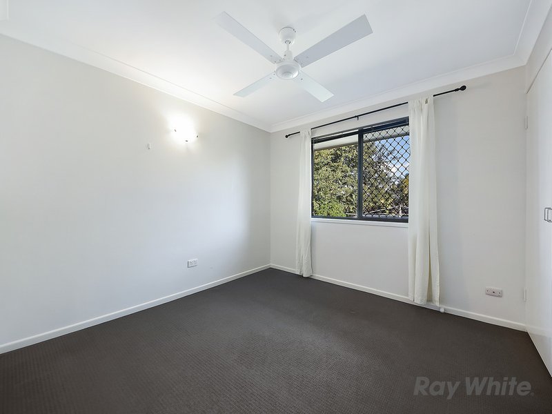 Photo - 4 Phillips Street, Bracken Ridge QLD 4017 - Image 7