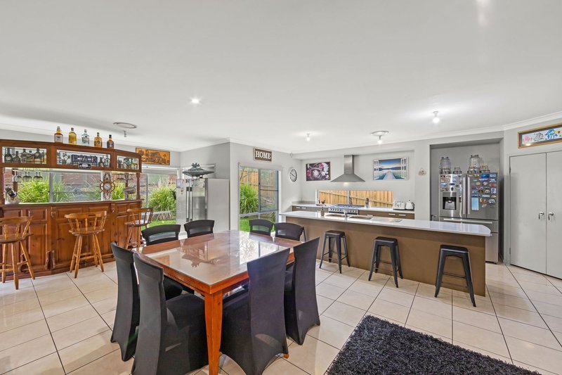 Photo - 4 Picnic Creek Drive, Coomera QLD 4209 - Image 2