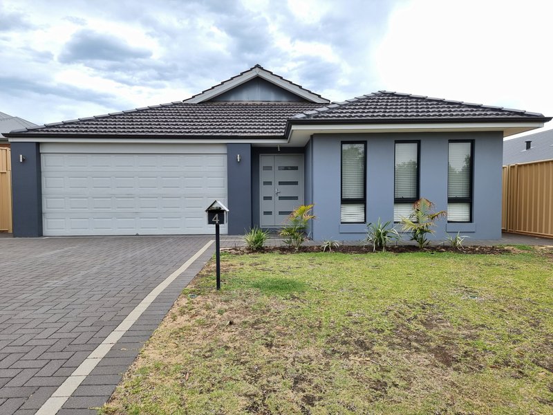 4 Piesley Street, Hammond Park WA 6164